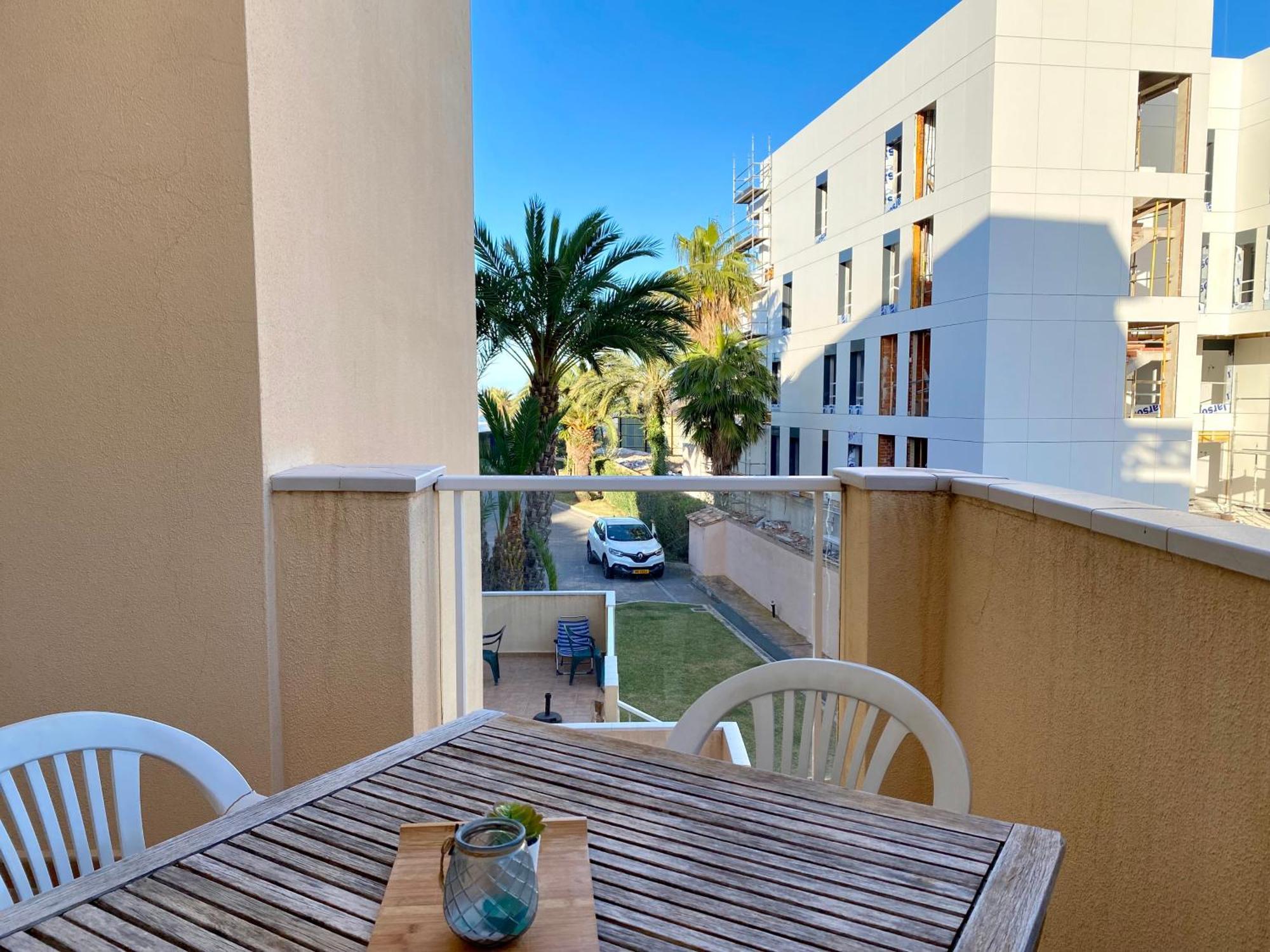 Apartamentos Carlton Vyb Denia Exteriör bild