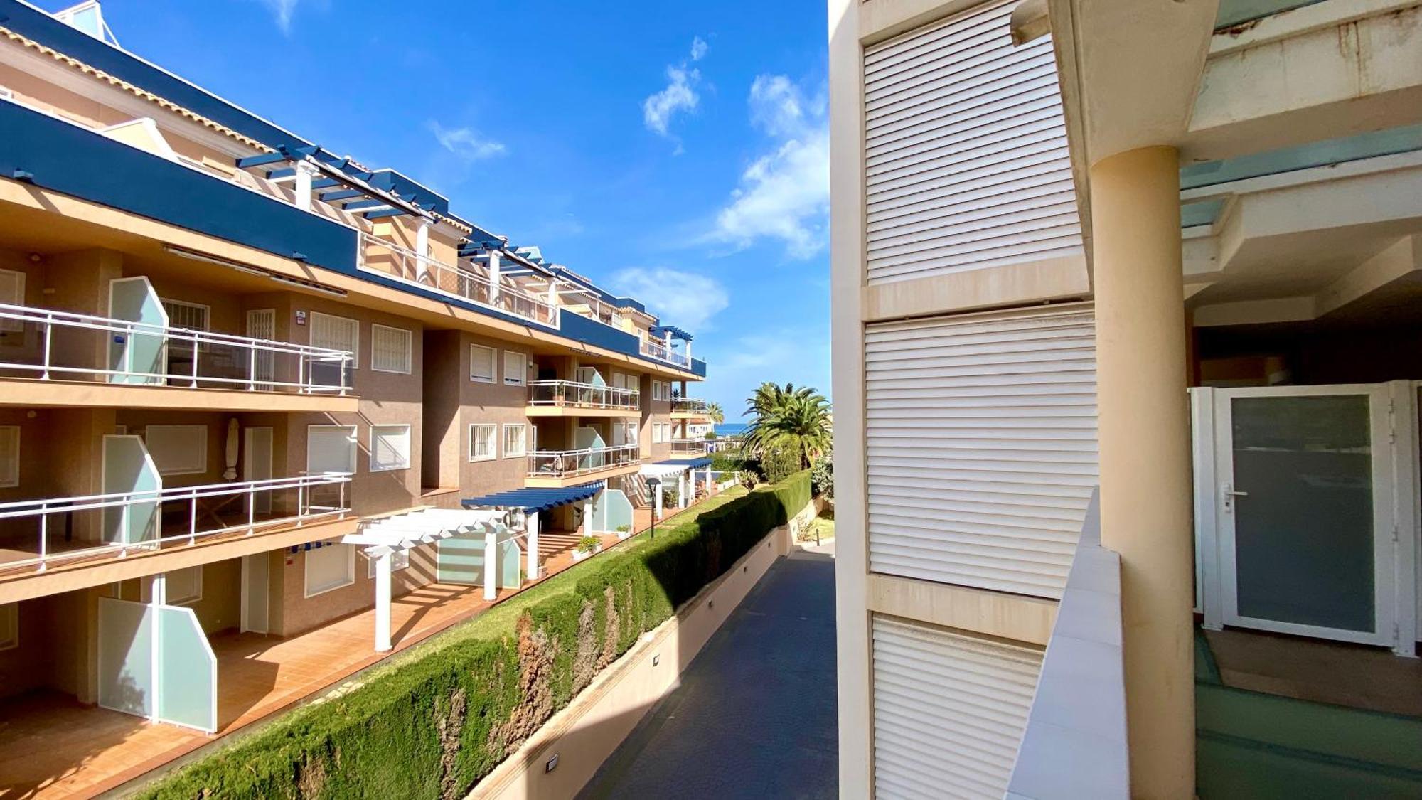 Apartamentos Carlton Vyb Denia Exteriör bild