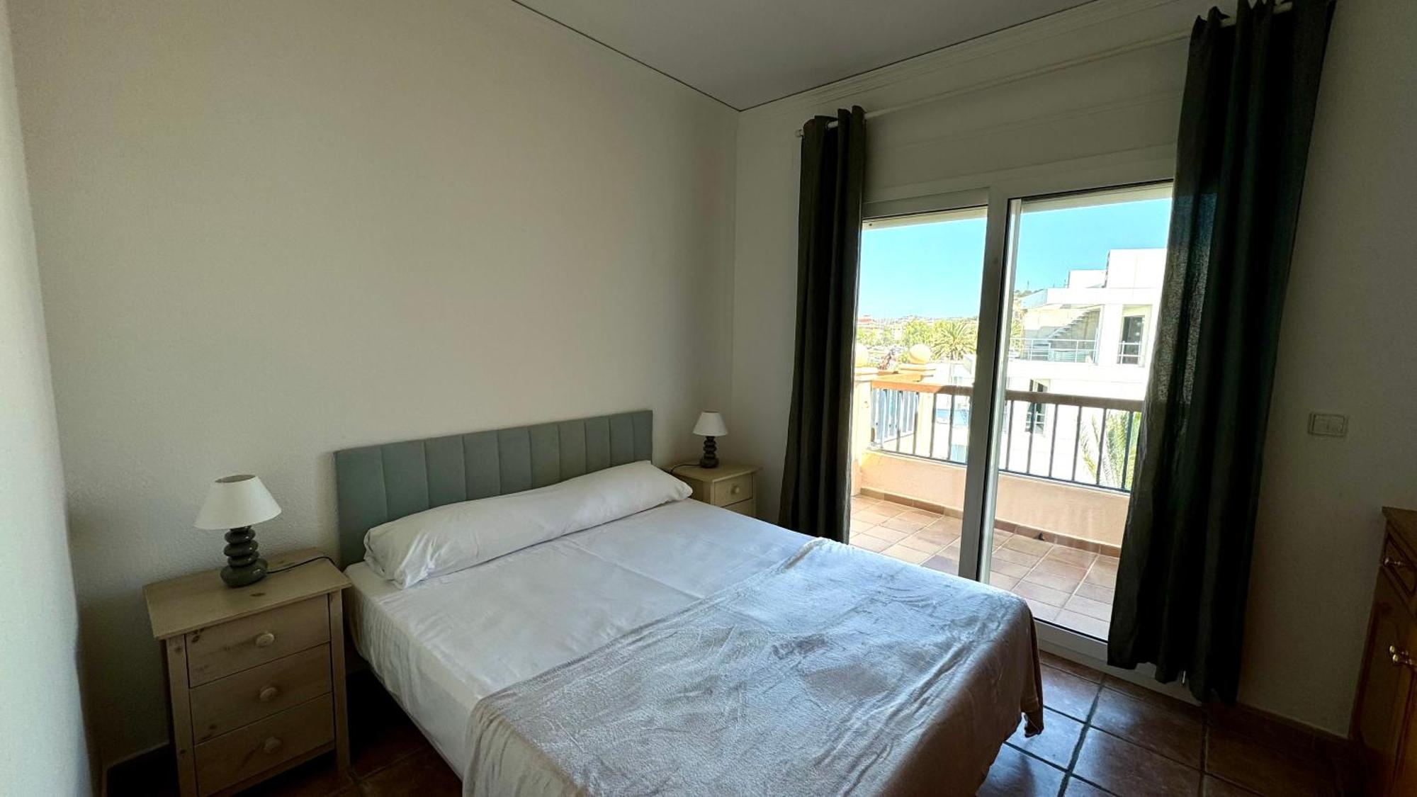 Apartamentos Carlton Vyb Denia Exteriör bild