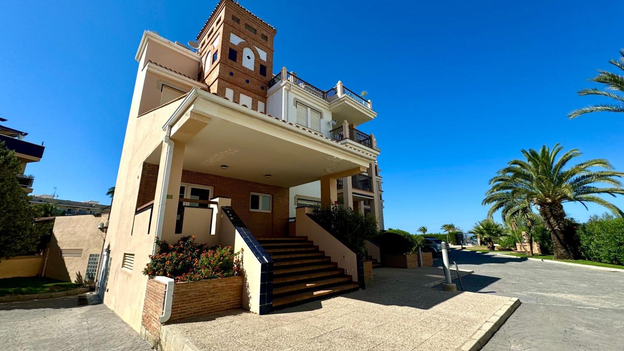 Apartamentos Carlton Vyb Denia Exteriör bild
