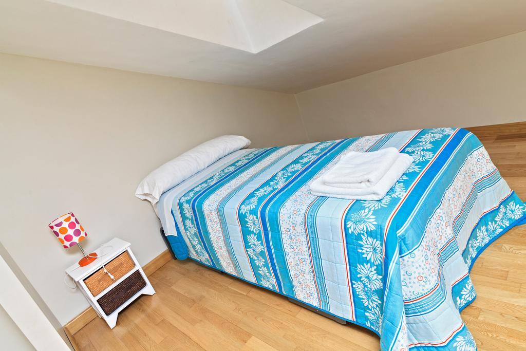 Apartamentos Carlton Vyb Denia Exteriör bild