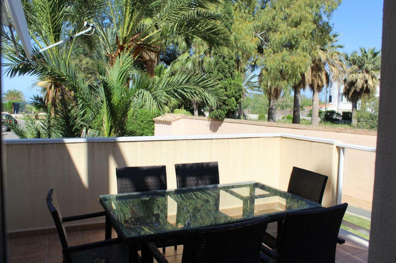 Apartamentos Carlton Vyb Denia Exteriör bild